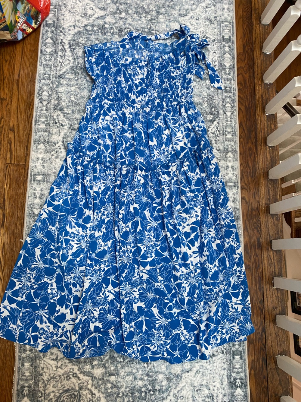 NWOT Blue Floral Smocked Maxi Dress w Halter Top & Flowy Skirt - Large - Picture 4 of 7